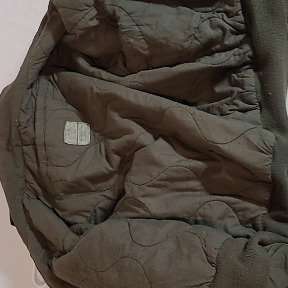 US Military Cold Weather Jacket - Picture 7 of 8
